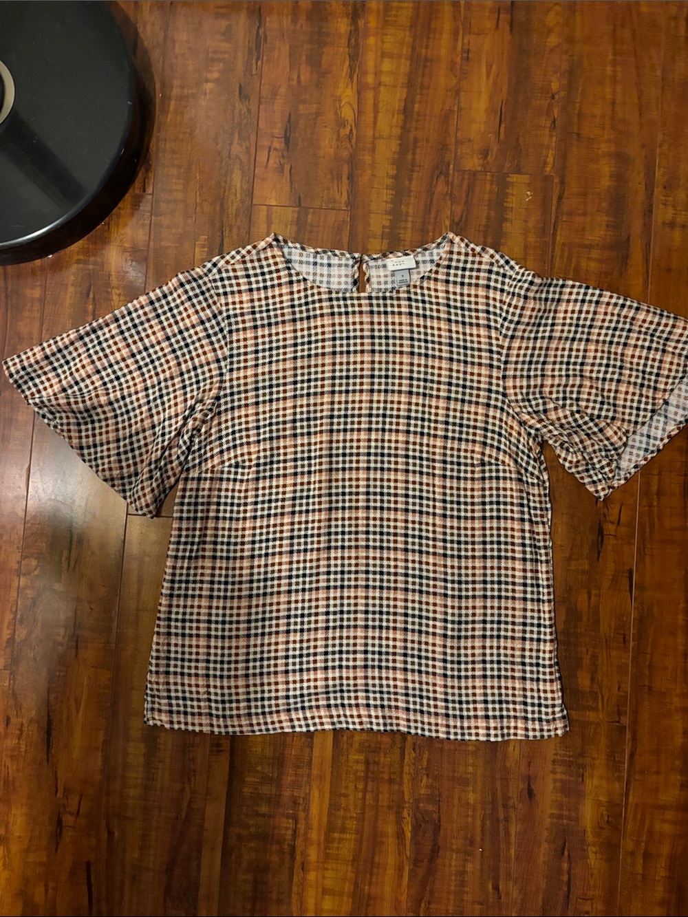 a new day Checked Short Flutter Sleeve Blouse in Black, White & Tan